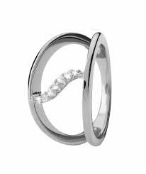 Christina Jewelry & Watches - Topaz Wave Ring - sølv